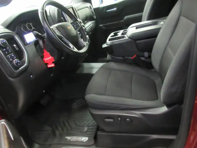 CHEVROLET SILVERADO 2022 LT Z-71 CREW-CAB V-8 5.3 LITRES 4X4 BOI - Photo 6