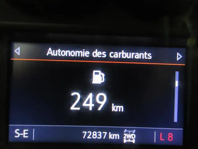 CHEVROLET SILVERADO 2022 LT Z-71 CREW-CAB V-8 5.3 LITRES 4X4 BOI - Photo 7