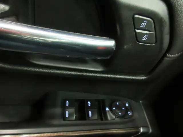 CHEVROLET SILVERADO 2022 LT Z-71 CREW-CAB V-8 5.3 LITRES 4X4 BOI - Photo 12