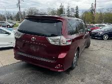 2015 Toyota Sienna 5dr SE 8-Pass FWD - Photo 10