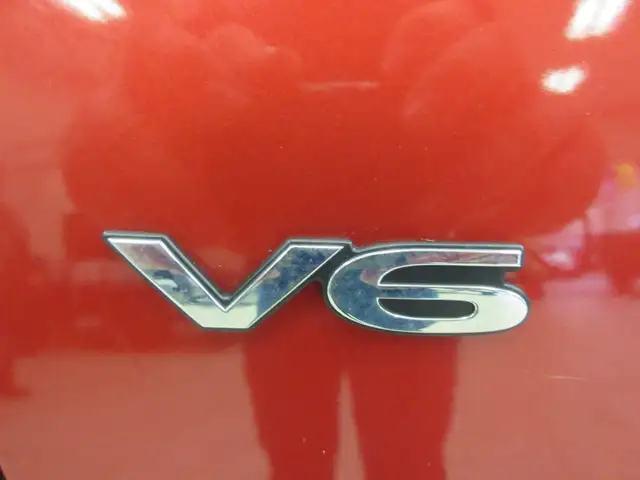 MITSUBISHI OUTLANDER 2012 LS V6 AWD 7 PASSAGERS - Photo 9