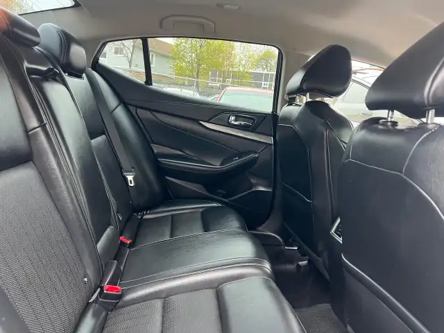 2017 Nissan Maxima LEATHER-NAV-BACK CAM-HEATED SEATS & MORE! - Photo 15