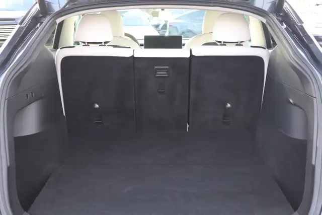 2021 Tesla Model Y - Photo 7