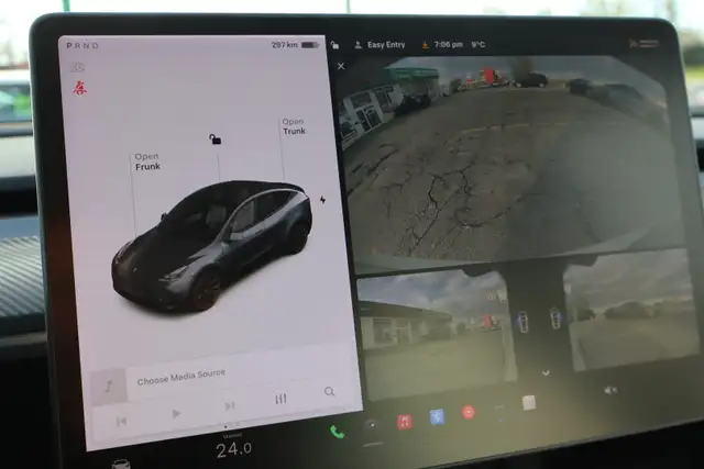 2021 Tesla Model Y - Photo 21