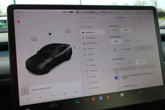 2021 Tesla Model Y - Photo 23