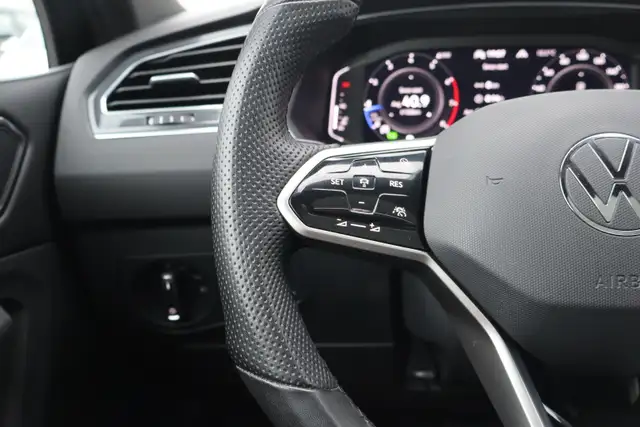2022 Volkswagen Tiguan - Photo 13