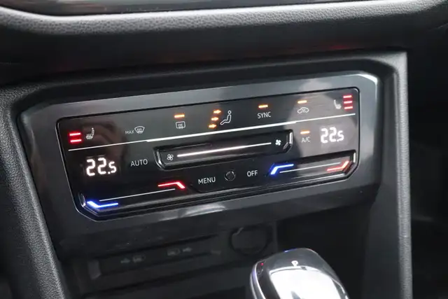 2022 Volkswagen Tiguan - Photo 22