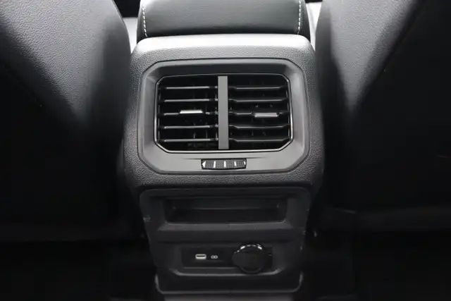 2022 Volkswagen Tiguan - Photo 23