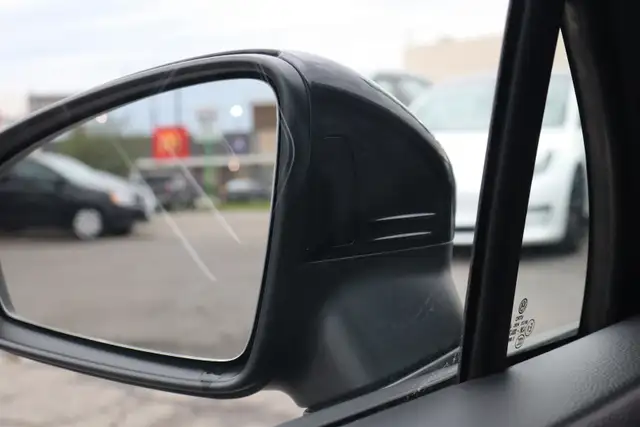 2022 Volkswagen Tiguan - Photo 25