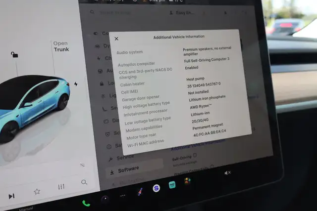 2023 Tesla Model 3 - Photo 19