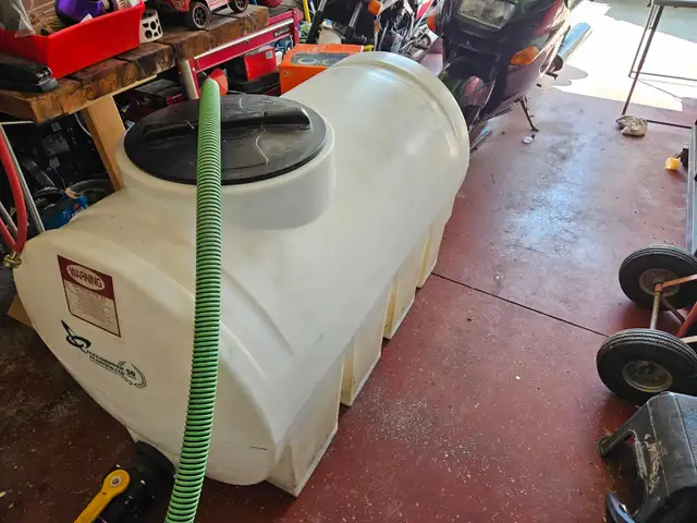 125 gallon container/tank