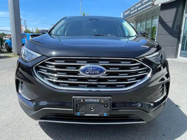 2024 Ford Edge Titanium - Photo 2