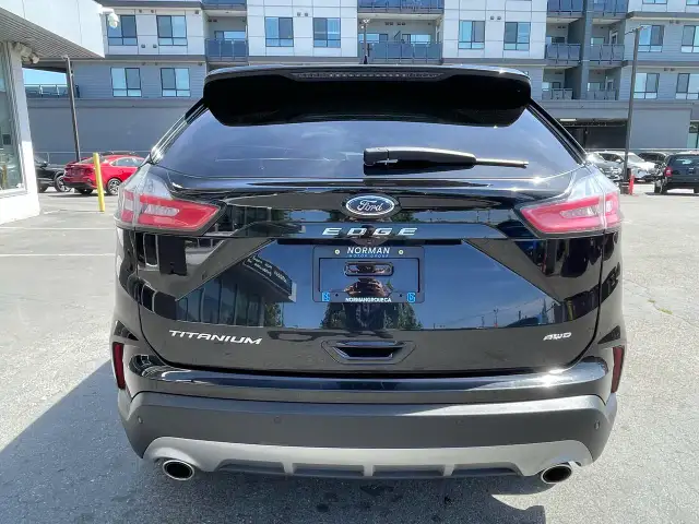 2024 Ford Edge Titanium - Photo 6