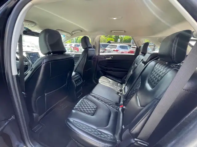 2024 Ford Edge Titanium - Photo 17