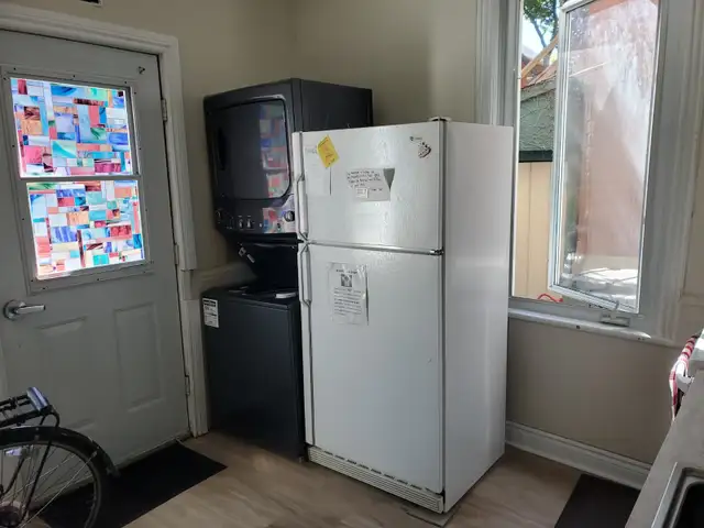 STUDENT Rooming House - All included - $750 - Lower Charlotte st - Photo 8