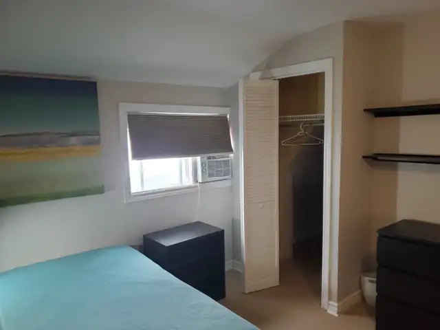 STUDENT Rooming House - All included - $750 - Lower Charlotte st - Photo 18