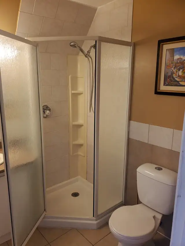 STUDENT Rooming House - All included - $750 - Lower Charlotte st - Photo 21