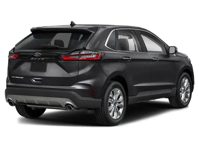 2022 Ford Edge Titanium AWD - Photo 2