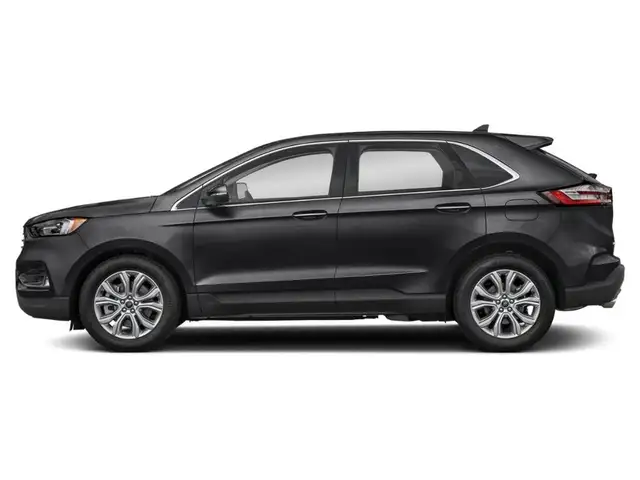 2022 Ford Edge Titanium AWD - Photo 3