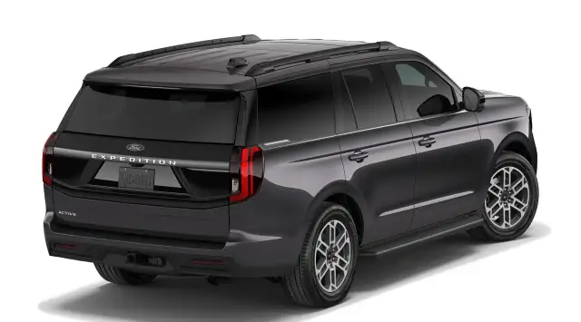 2026 Ford Expedition Active - Photo 3
