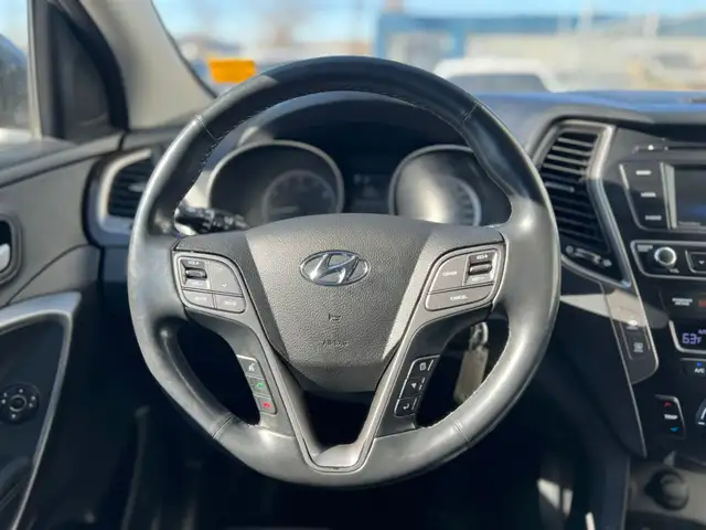 2018 Hyundai Santa Fe Sport 2.4L Premium AWD | No Accident | Pow - Photo 13