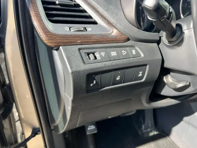 2018 Hyundai Santa Fe Sport 2.4L Premium AWD | No Accident | Pow - Photo 16