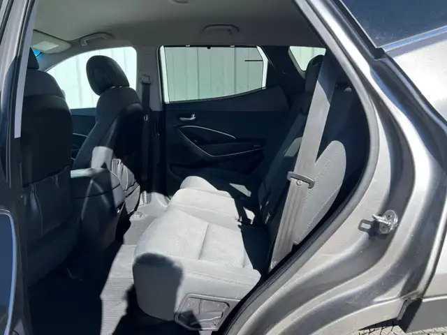2018 Hyundai Santa Fe Sport 2.4L Premium AWD | No Accident | Pow - Photo 17