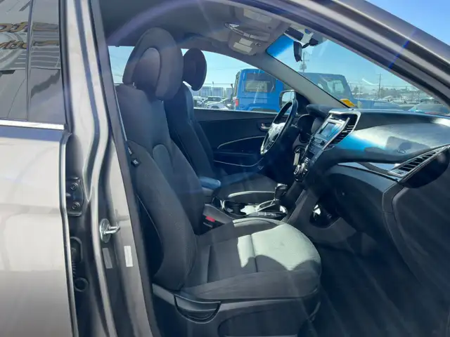2018 Hyundai Santa Fe Sport 2.4L Premium AWD | No Accident | Pow - Photo 22