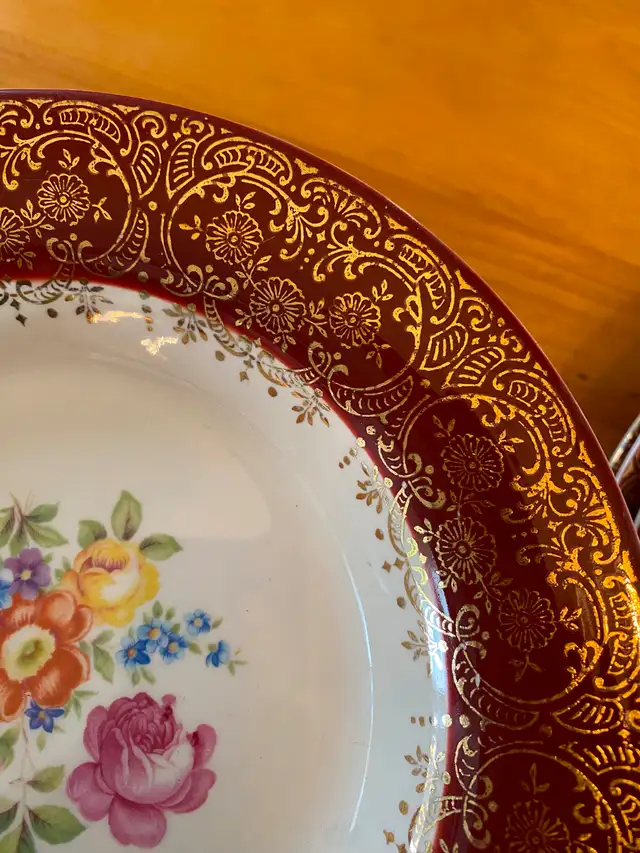 Service de vaisselle classique American Limoges – Triumph – Or 2 - Photo 3