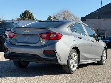 2018 Chevrolet Cruze - Photo 4
