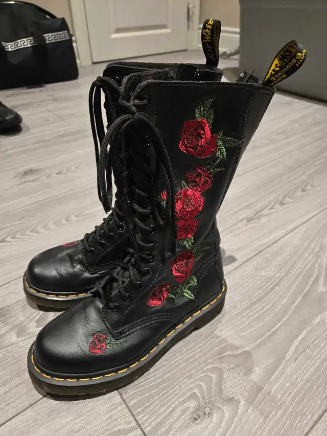 Dr.Martens Vintage boots New - Photo 4