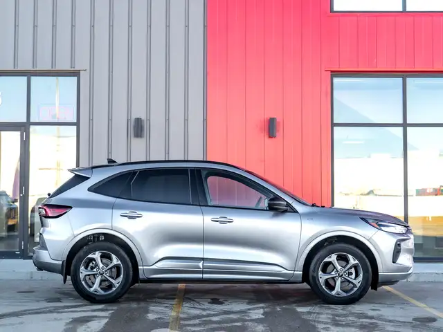 2023 Ford Escape ST-Line - AWD | Remote Start | Carplay - Photo 5