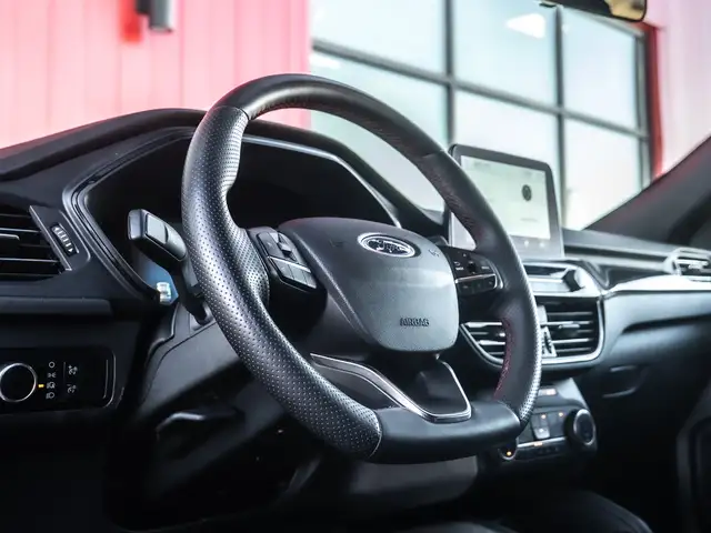 2023 Ford Escape ST-Line - AWD | Remote Start | Carplay - Photo 9