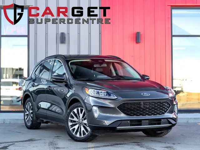 2020 Ford Escape Titanium Hybrid - AWD | Remote Start | Local Un