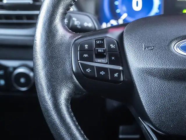 2020 Ford Escape Titanium Hybrid - AWD | Remote Start | Local Un - Photo 13