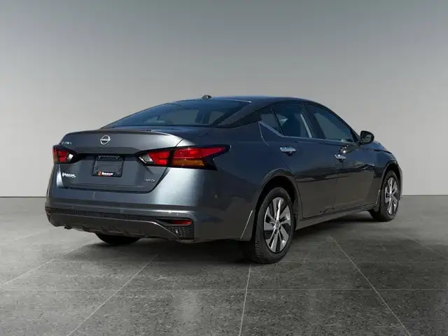 2025 Nissan Altima S - Photo 7