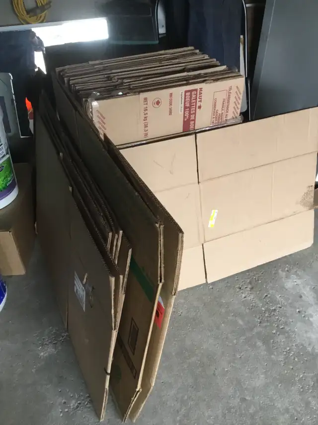 Moving Boxes Medium Size $1.50 Each - Photo 2
