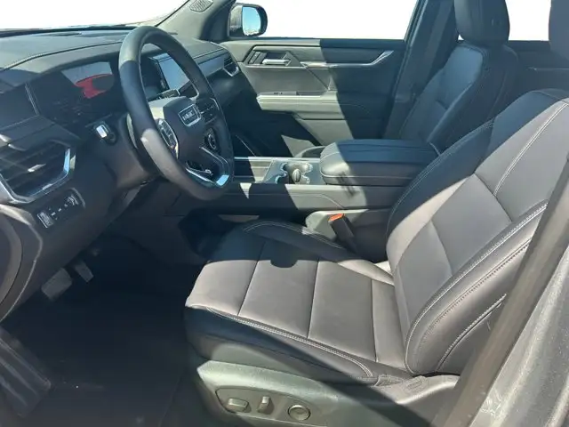 2026 GMC Acadia Elevation AWD - Photo 14