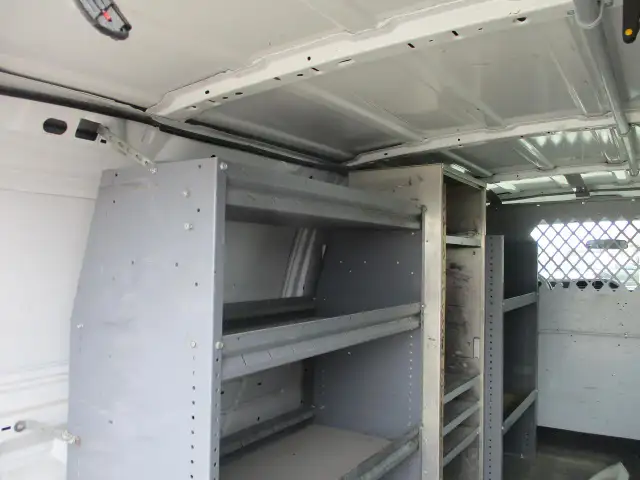 2012 Ford Econoline Commercial - Photo 7