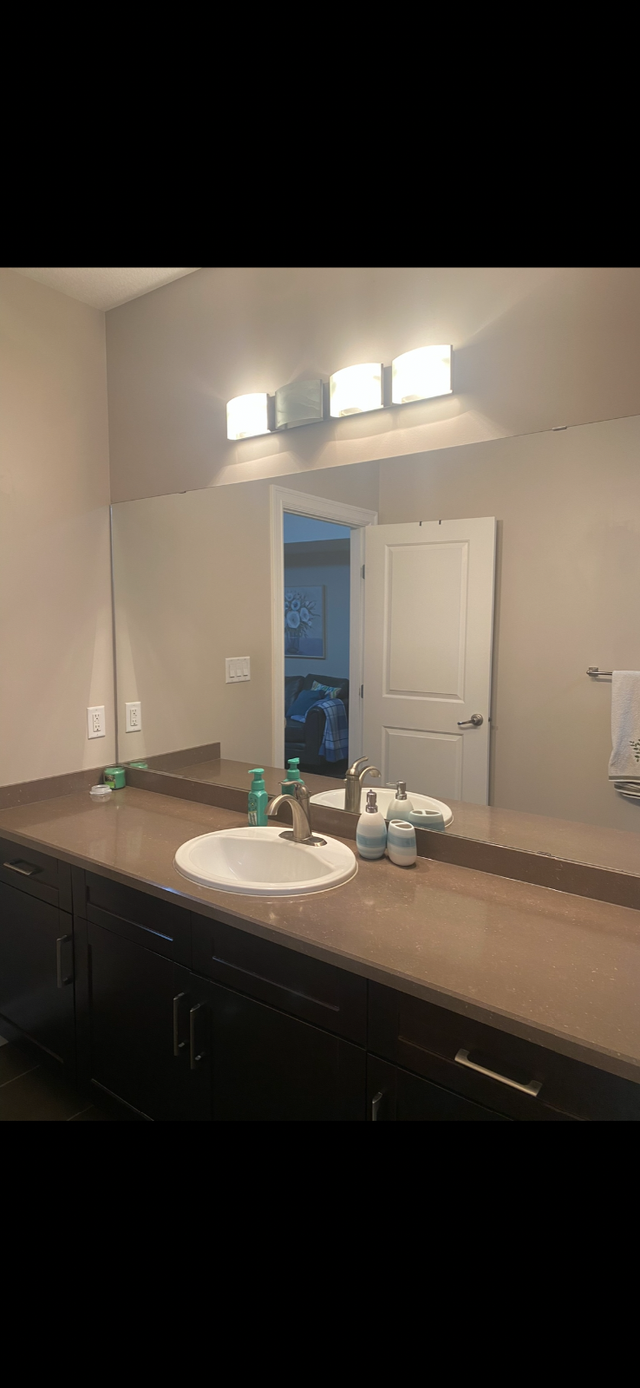Basement Rental - Photo 8