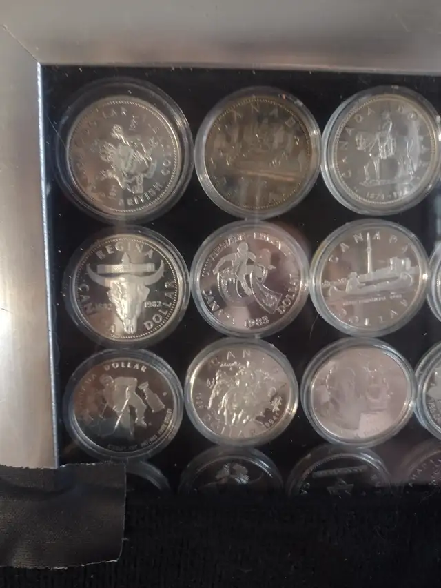 27 Canadian silver dollars all UNC. 1971 to 1997 beautiful coins - Photo 6