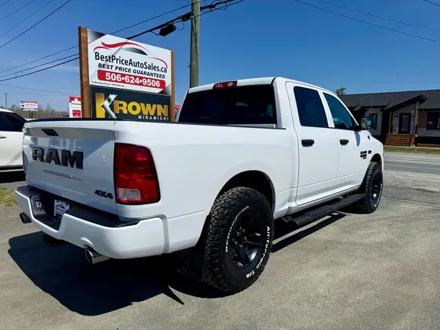 2021 Ram 1500 Classic CREW CAB! CLEAN CARFAX! 4X4! BRAND NEW BFG - Photo 3
