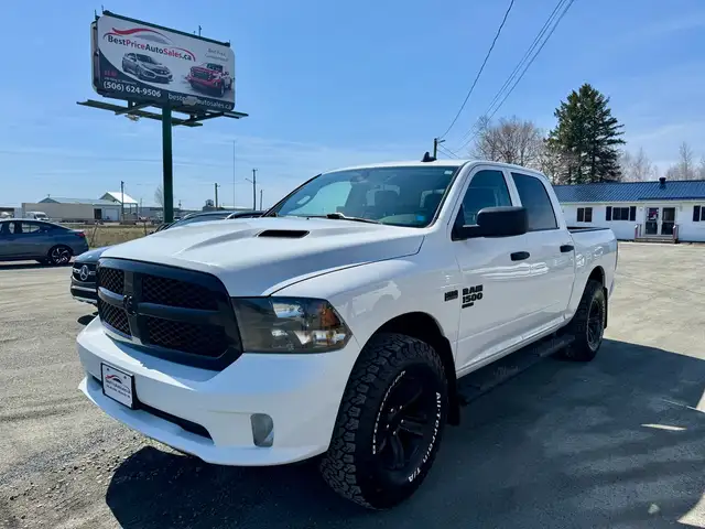 2021 Ram 1500 Classic CREW CAB! CLEAN CARFAX! 4X4! BRAND NEW BFG - Photo 7