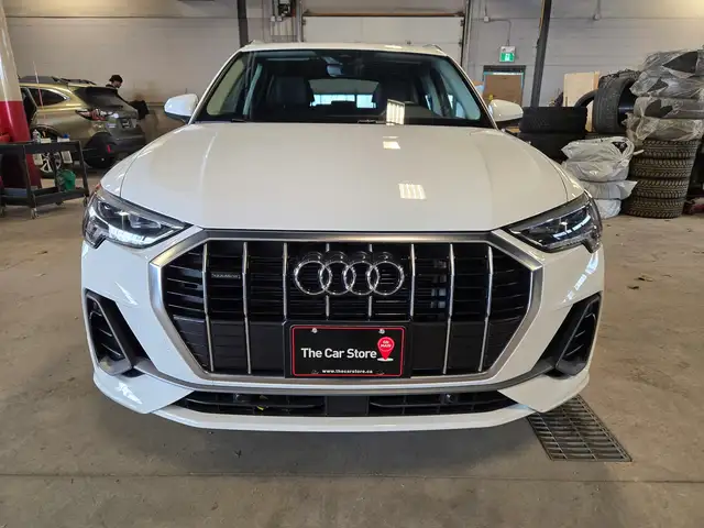 2020 Audi Q3 S-Line Progressiv | 1 Owner | Well Serviced - Photo 2