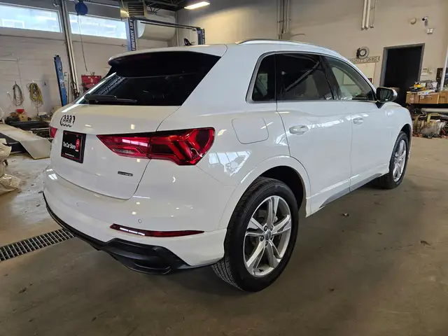 2020 Audi Q3 S-Line Progressiv | 1 Owner | Well Serviced - Photo 5