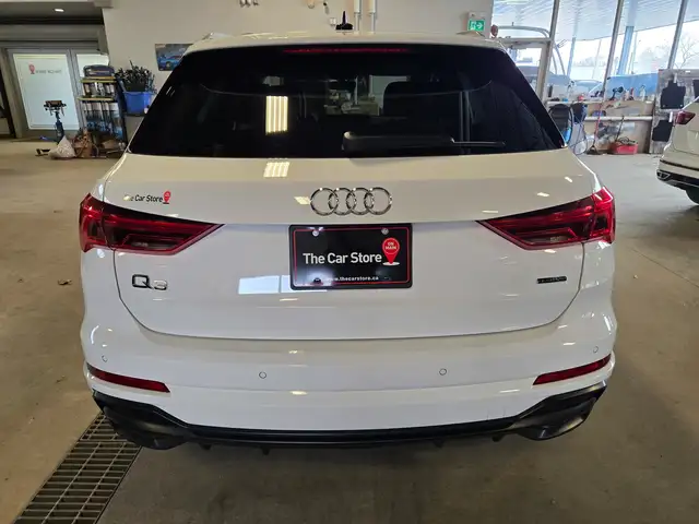 2020 Audi Q3 S-Line Progressiv | 1 Owner | Well Serviced - Photo 6
