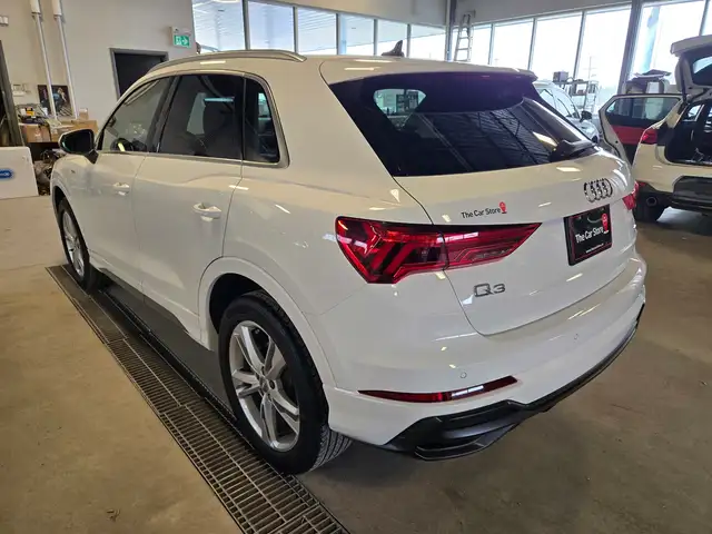2020 Audi Q3 S-Line Progressiv | 1 Owner | Well Serviced - Photo 7