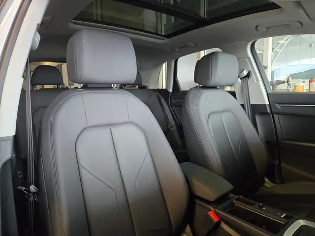 2020 Audi Q3 S-Line Progressiv | 1 Owner | Well Serviced - Photo 12