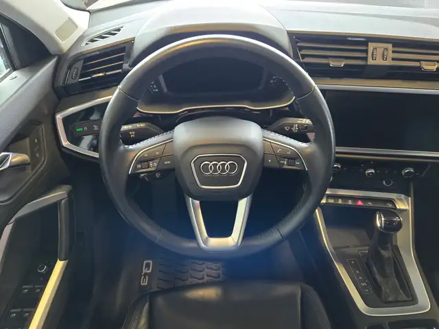 2020 Audi Q3 S-Line Progressiv | 1 Owner | Well Serviced - Photo 16