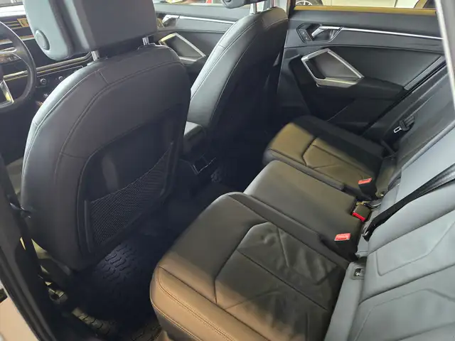 2020 Audi Q3 S-Line Progressiv | 1 Owner | Well Serviced - Photo 20
